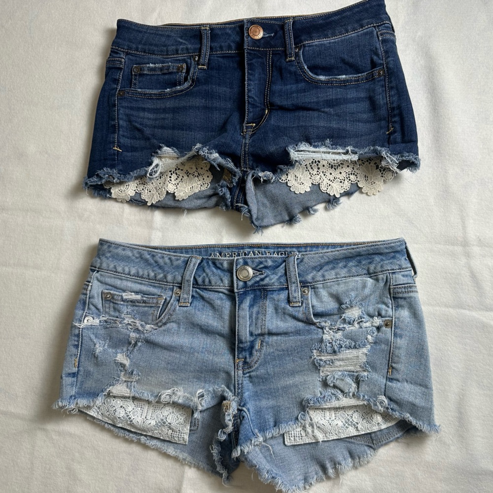 Two pair of AE women’s shorts size 6